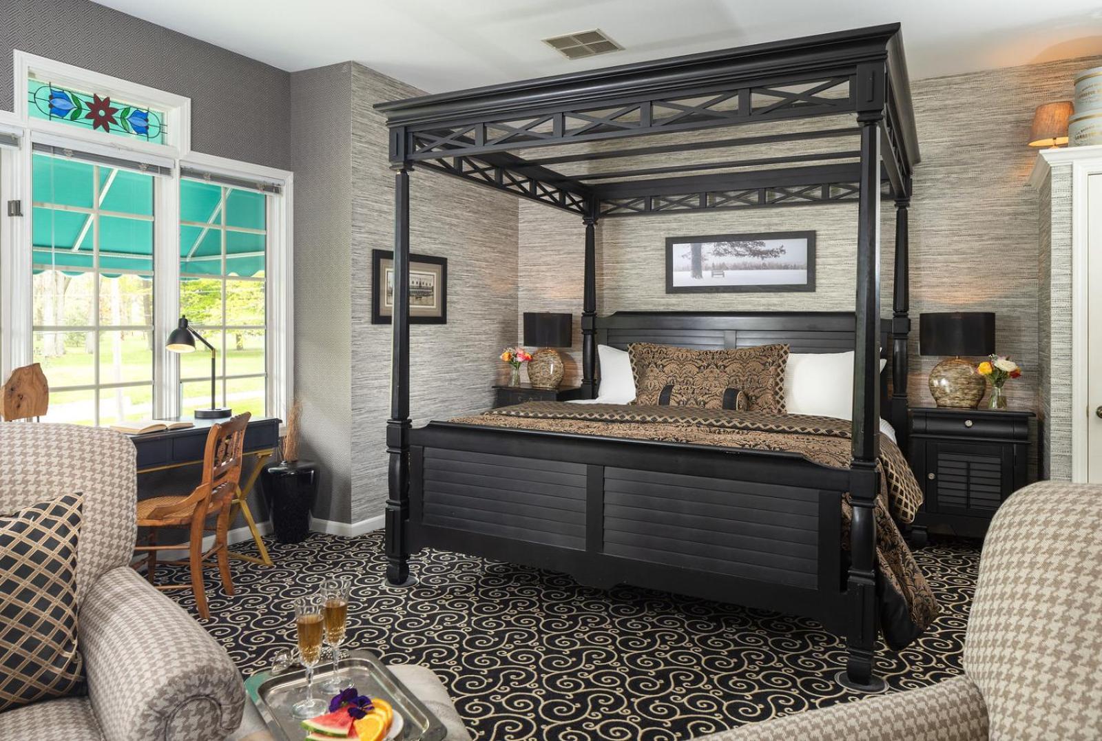 At The Park Bed & Breakfast 4*